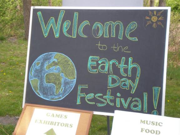 Dingmans Ferry. Earth Day celebration with eco-friendly vendors at PEEC