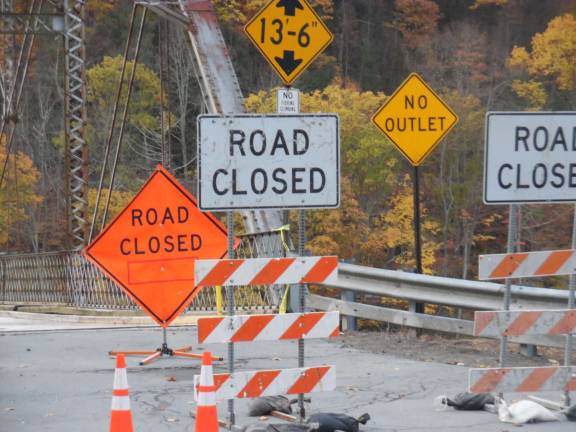 The Pond Eddy Bridge is closed until more repairs can be made (Photo by Anya Tikka)