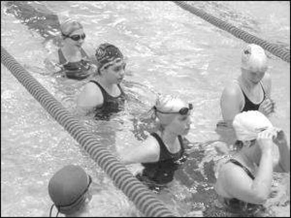 Swim preview 2006: DV girls