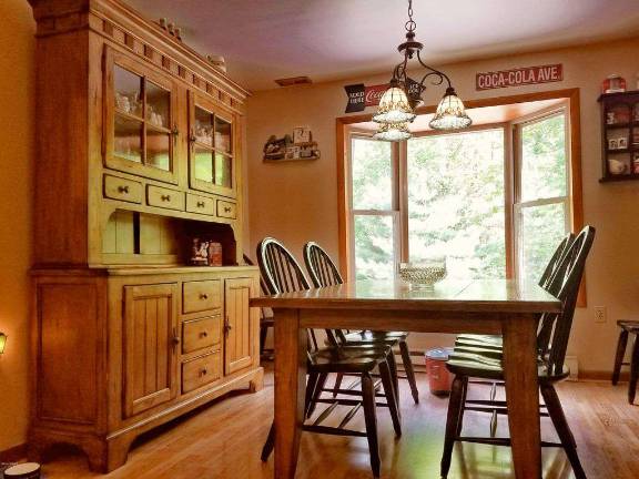 Spacious, modern country home with lake access