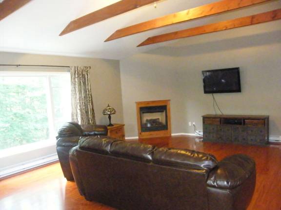 Modern three-bedroom split level with lake rights