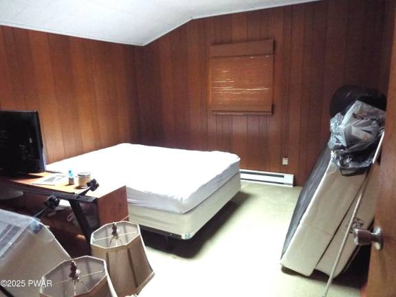 Enjoy nature’s beauty from a lakefront home