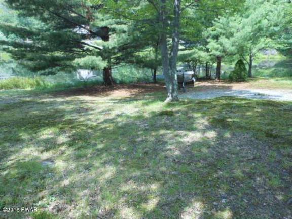 Quiet country lakefront