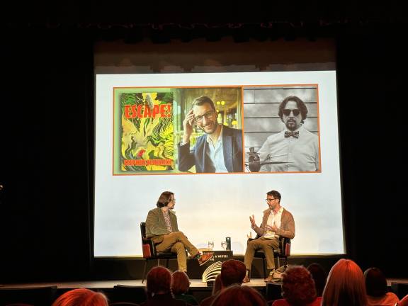 Stephen Fishbach (right) with moderator Matthew Hinton.