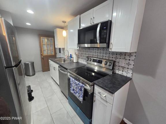 Updated ranch is surrounded by nature