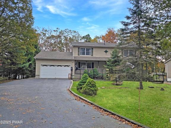 Lakefront home offers comfort and convenience