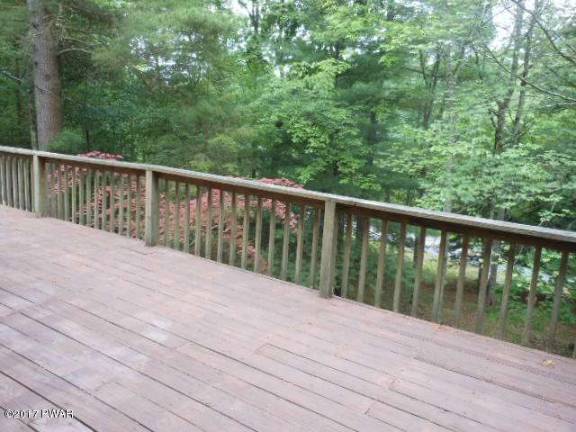 Relax or swim at your country escape