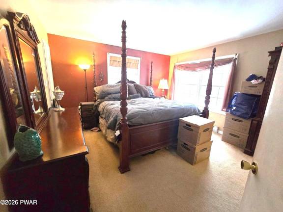 Lake access, priced to sell