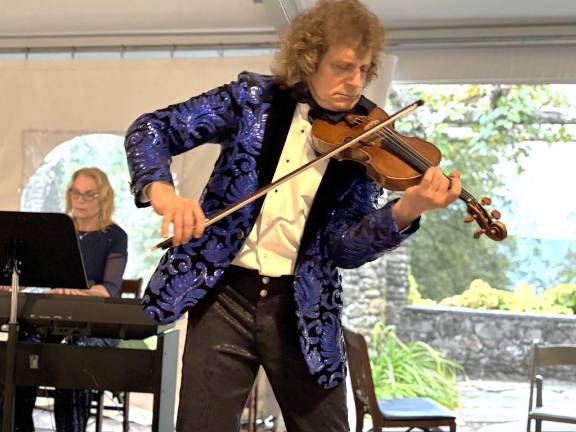 Alexander Markov closes summer concert series