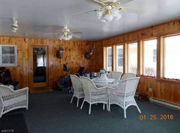 One-level living on quiet country estate