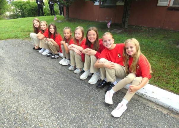 DVE-News/TV reporters: Annabelle Armstrong, Ireland, Owens, Amelia Russo, Isabella Bocaletti, Mysty Rogoff, Afton Pope, Olivia Lyons and Harper Holdredge awaiting the ceremony to begin.