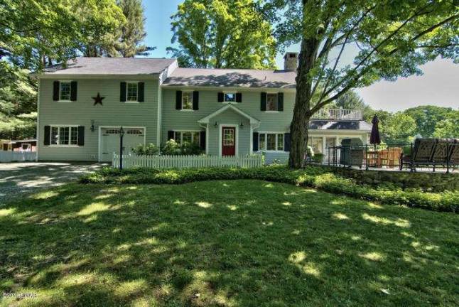 An exclusive five-bedroom home, with privacy and pool