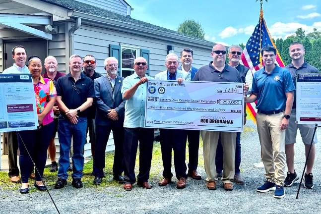 Rep. Bresnahan presents a check for $1,250,000 for the Eastern Pike County Sewer Extension.