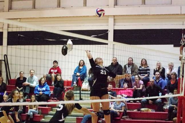 Warriors strike down Pittston Patriots in girls volleyball