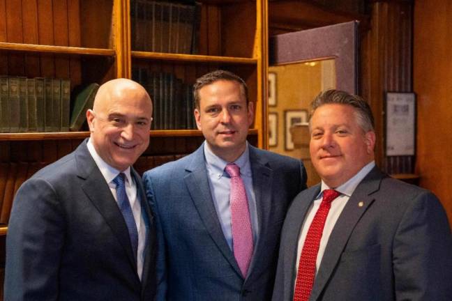 <i>New York State County Executives’ Association (NYSCEA) Executive Director Stephen Acquario, NYSCEA President Steve Neuhaus and New York State Association of Counties President Daniel P. McCoy.</i>