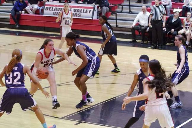 Pocono Mountain Panthers pull off come-from-behind win over warriors