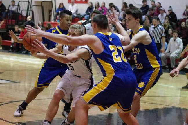 Delaware Valley downs Valley View