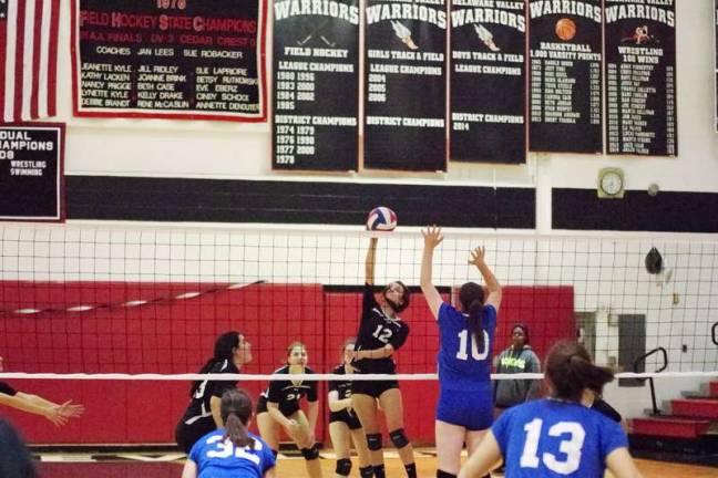 Warriors strike down Pittston Patriots in girls volleyball