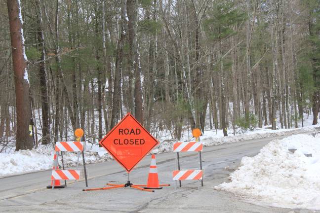 Route 434 was closed Monday morning at the intersection with Greeley Lake Road, which was open through to Route 6 (Photo by Pamela Chergotis)