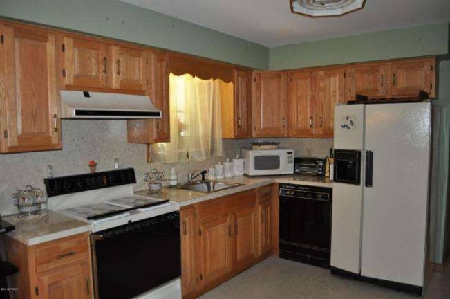 A spacious mother-daughter in the woods