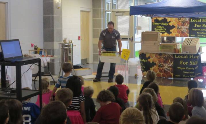 James Mang gives a sweet lesson (Photo provided)