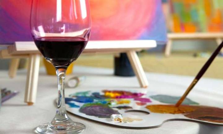 Paint and sip at Belle Reve