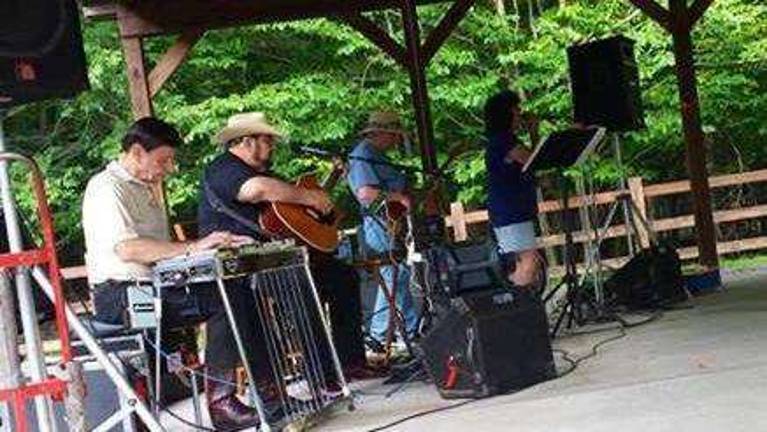 Hickory Rose will play country music at Shawnee Inn