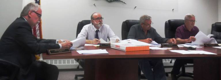 Dingman supervisors discuss commercial traffic on Route 209. (Photo by Anya Tikka)