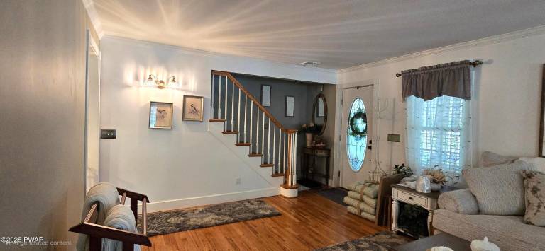 1920 Classic Blends Charm and Modern Living