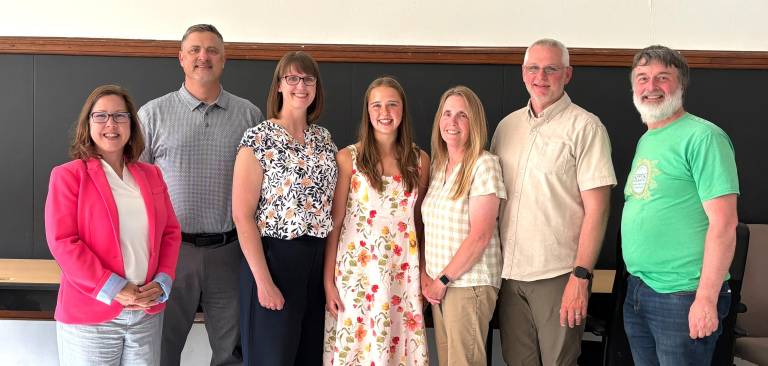 Pictured above from left: SEEDS Board member Jocelyn Cramer, Travis, Michelle and Lily Head, Carol and Mike Burkhsrdt, and SEEDS Board member Jack Barnett.
