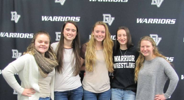 Field hockey players honored by coaches association
