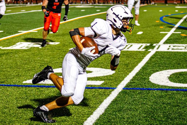 $!DV Outperforms Expectations in Preseason Game