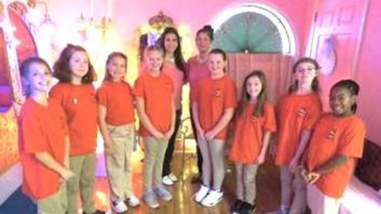 DVE-News/TV reporters Veronica Embriano, Mollie Jenks, Macy Ellis, Gia Slain, Vayda Kresse, Ryleigh Jayne, Ella Thiers, Tikwah Ben-Dan with Samantha Pa and Diane Belsole-Paz of The Princess Cottage.