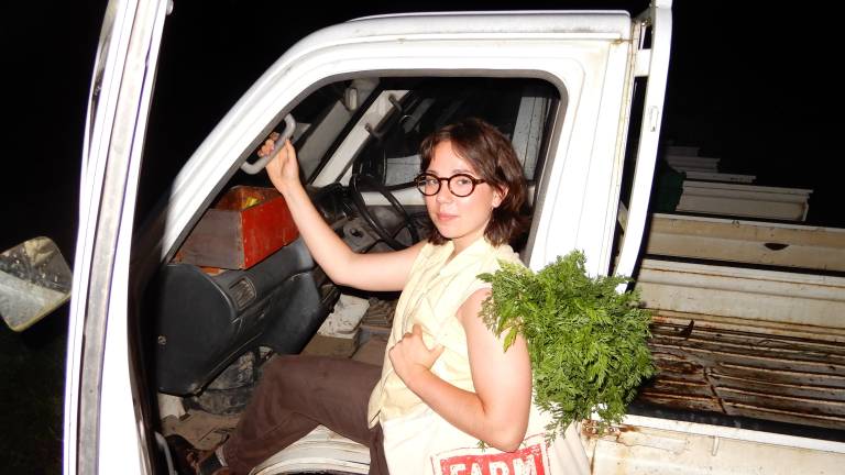 A Farm Arts Collective intern.