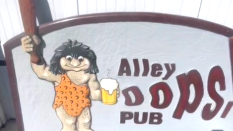 Alley Oops Wing Night returns to Apple Valley Family Restaurant.