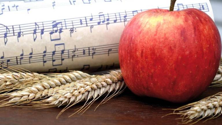 Annual community Thanksgiving service