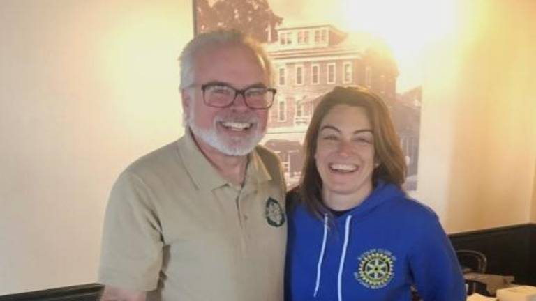 Kevin DeVizia and Rotary President Jamie Dykstra.